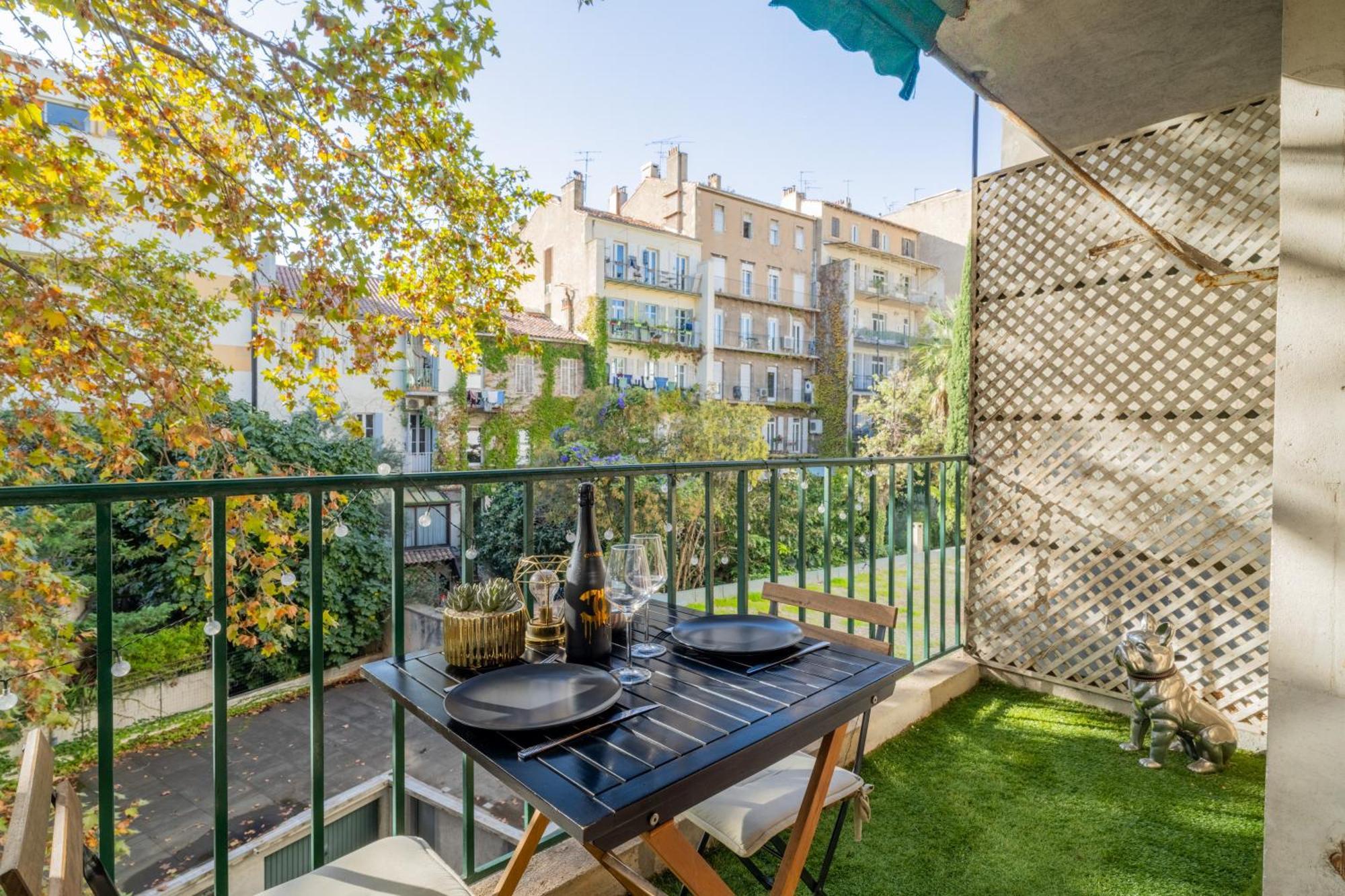 Le Carre D'Or Mermoz Marseilles Exterior foto